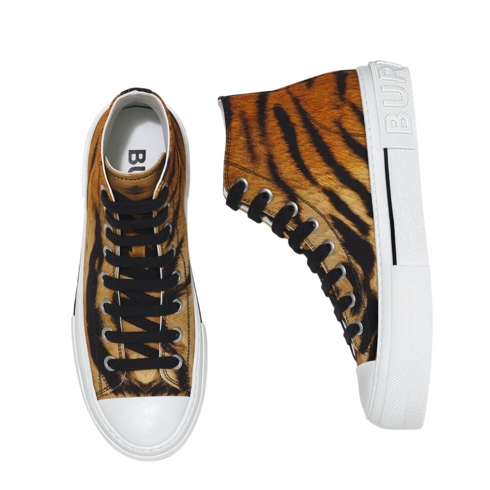 Burberry Jack 42/ US 9 High Top Sneaker in Tiger Print Orange Black NIB $720